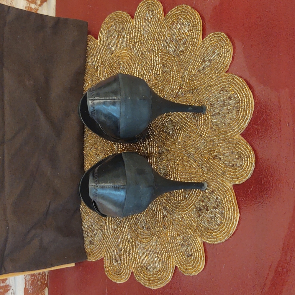 Burberry leather heels - Picture 4 of 4
